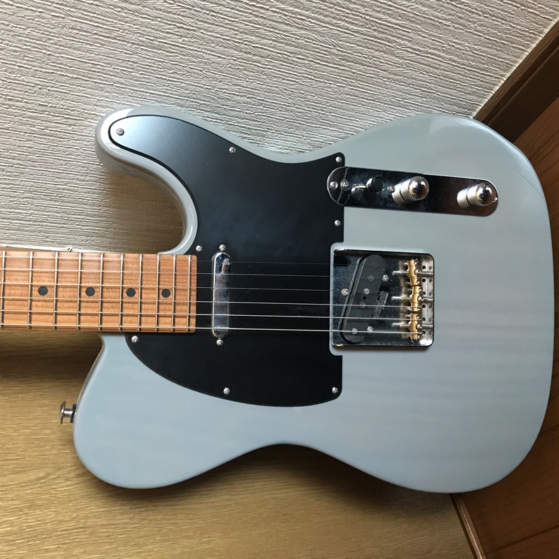 Suhr Guitars Classic T Paulownia Trans Grayの画像